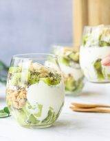 Griekse yoghurt met chia en kiwi